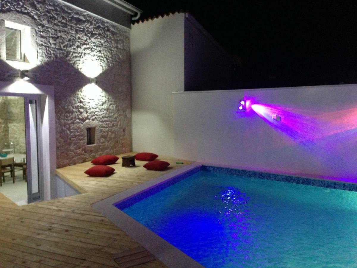Medulin Labirint Queen Exterior foto